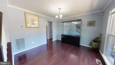 8503 Hillview Rd, Hyattsville, MD 20785 - photo 5
