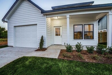 323 S Main St, Randolph, TX 75475 - photo 3