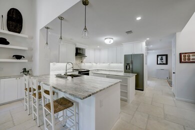 9664 Longmont Dr, Houston, TX 77063 - photo 5