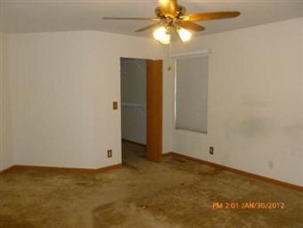 225 Spring Ct, North Aurora, IL 60542 - photo 5