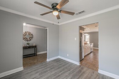 432 Englewood Ln, Hurst, TX 76053 - photo 5