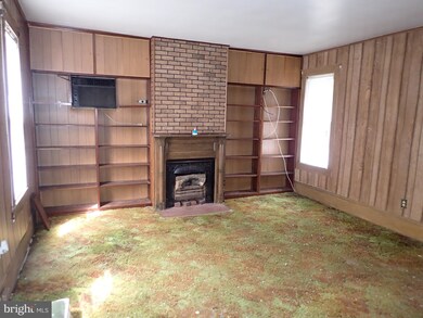 57 Spring St, Keyser, WV 26726 - photo 3