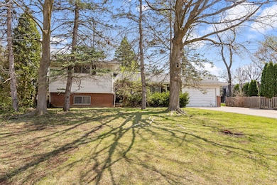 1343 Sleepy Hollow Rd, Glenview, IL 60025 - photo 3