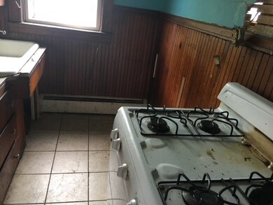 217 Norfolk Ave, Pawtucket, RI 02861 - photo 5