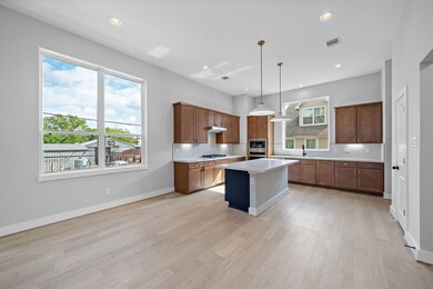 957 Judiway St unit H, Houston, TX 77018 - photo 5