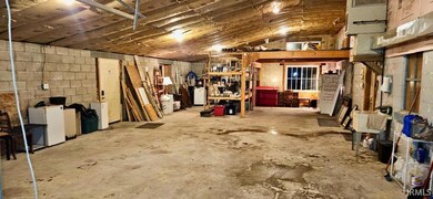 1442 W 15th St, Muncie, IN 47302 - photo 7