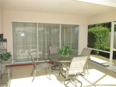 Covered lanai perfect for al fresco dining!