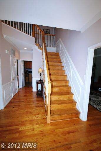 643 Meade Dr SW, Leesburg, VA 20175 - photo 2