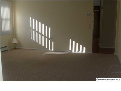 437 Costa Mesa Dr, Toms River, NJ 08757 - photo 2