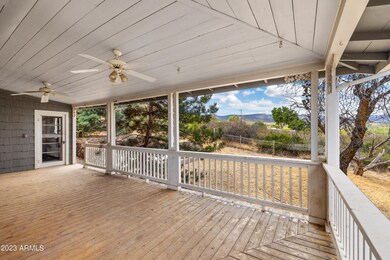 009_Porch