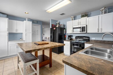 Open kitchen
