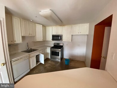 24 Arabian Ct, Randallstown, MD 21133 - photo 4