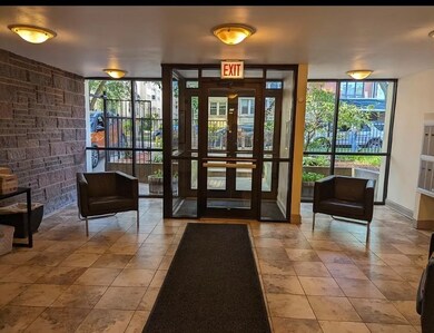 1415 W Lunt Ave unit 301, Chicago, IL 60626 - photo 2