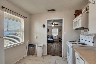 1539 Malcolm Ln, Wichita Falls, TX 76302 - photo 7