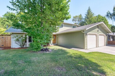 1605 NW Prospect Ave, Grants Pass, OR 97526 - photo 5