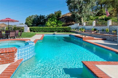 28407 Fig Ct, Santa Clarita, CA 91390 - photo 4
