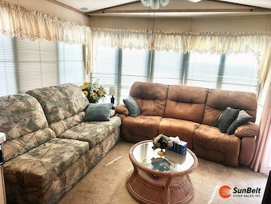 561 E Burleigh Blvd unit Lot 56, Tavares, FL 32778 - photo 4