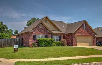1405 E 145th St S, Glenpool, OK 74033 - photo 2