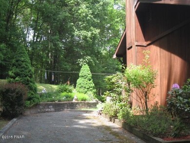 142 Pine Rd, Hawley, PA 18428 - photo 3