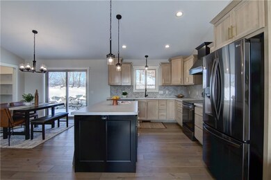 1352 Plum Creek Dr, Eau Claire, WI 54703 - photo 2