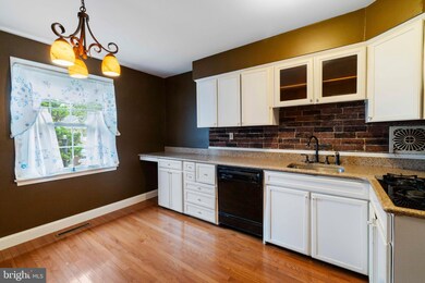 2920 Rossiter Ave, Abington, PA 19001 - photo 7