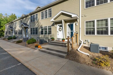 12 Steeple Chase Rd, Hampstead, NH 03841 - photo 4