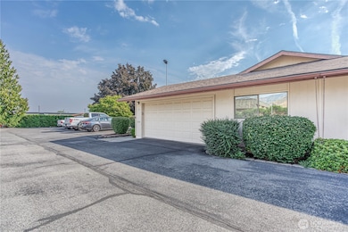 Two car garage w shop