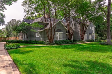 Desirable lot with plenty of frontage on Saddlewoo