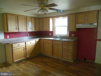 501 Lumber St, Littlestown, PA 17340 - photo 7