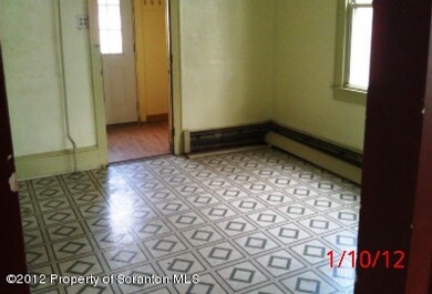 256 E Broad St, Nanticoke, PA 18634 - photo 6