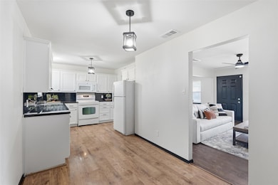 1731 Summit St, Mesquite, TX 75149 - photo 7