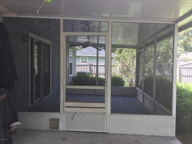 5002 Acre Estates Dr W, Jacksonville, FL 32210 - photo 4