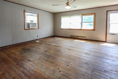 2320 Fruitland Blvd SW, Cedar Rapids, IA 52404 - photo 3