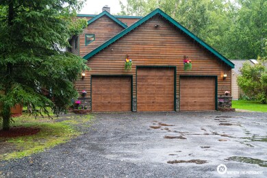 Driveway to 3 car garage