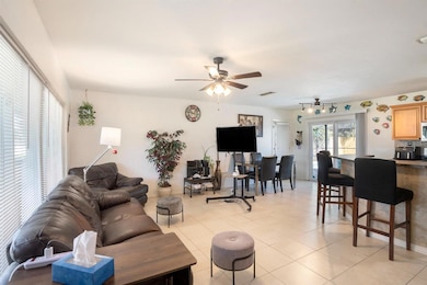 504 Hedge Row Rd, Brandon, FL 33510 - photo 6