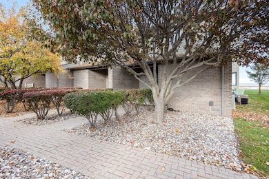 61 Harbour View Point, Linwood, MI 48634 - photo 2