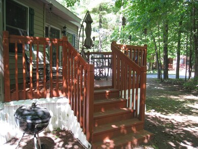 Very nice deck off of main great room