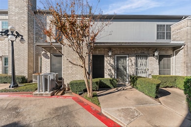 7294 Regency Square Ct unit 7294, Houston, TX 77036 - photo 3