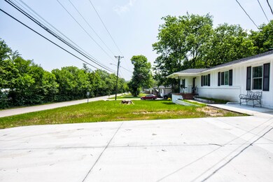 717 W James St, Rossville, GA 30741 - photo 5