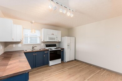 T 8247 Carano Way00019