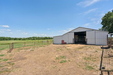 1001 County Road 4790, Boyd, TX 76023 - photo 4