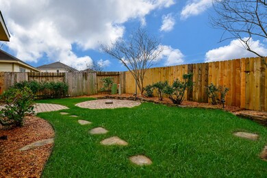 6711 Hampden Point Ct, Houston, TX 77040 - photo 4
