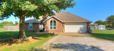 119 Camaron Dr, Shawnee, OK 74804 - photo 2
