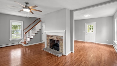 34 Chapin Ave, Warwick, RI 02889 - photo 2