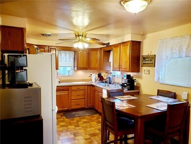 Kitchen Dinning Room combo