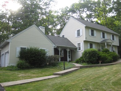 121 Wyndham Dr, Cresco, PA 18326 - photo 3