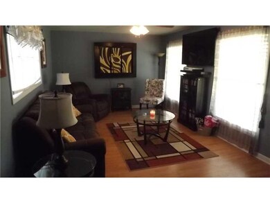 Living Room. **Freshly Painted**