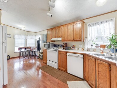 Kitchen/Nook