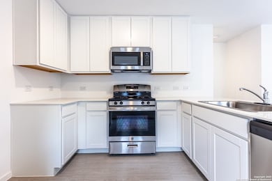 2421 Legends Creek, New Braunfels, TX 78130 - photo 5