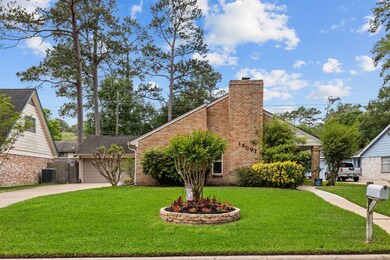 15007 Oak Bluff Ct, Houston, TX 77070 - photo 2